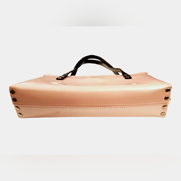 Beijo soft pink patent leather silver round hardware black straps should purse - Picture 3 of 6